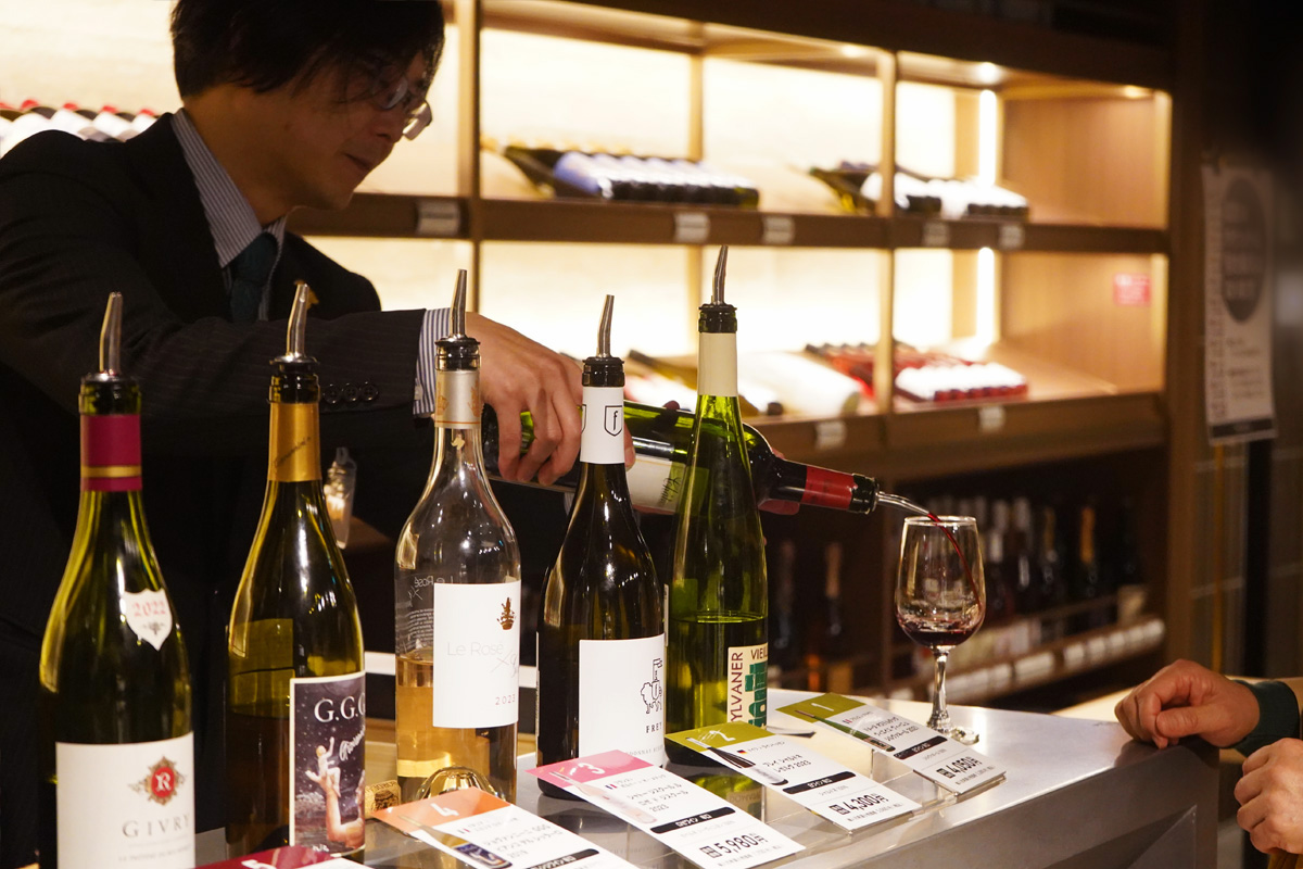 ワインショップフジ 試飲即売会の様子